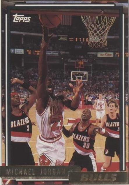 1992-93 Topps - Gold #141 Michael Jordan Front