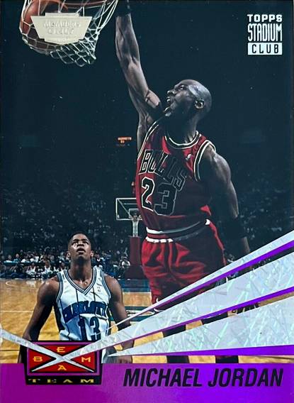 1993-94 Stadium Club - Beam Team Members Only Gold Stamp #4 Michael Jordan Front
