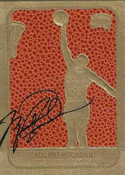 1997-98 Fleer 23KT Gold - Black Foil Facsimile Autographs #NNO Michael Jordan - 1986-87 Front