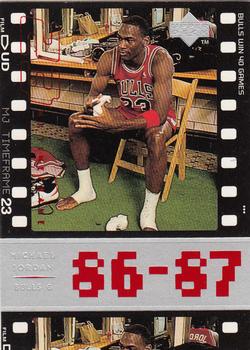 1998 Upper Deck Michael Jordan Living Legend #16 Michael Jordan Front