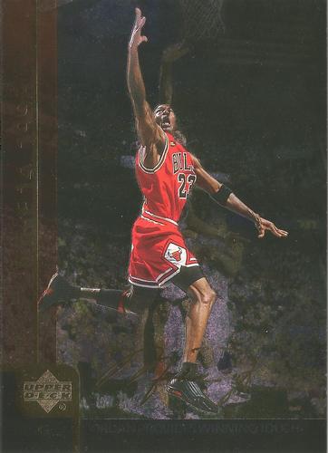 2000 Upper Deck Gatorade Michael Jordan #MJ6 Michael Jordan - Jordan Provides Winning Touch Front